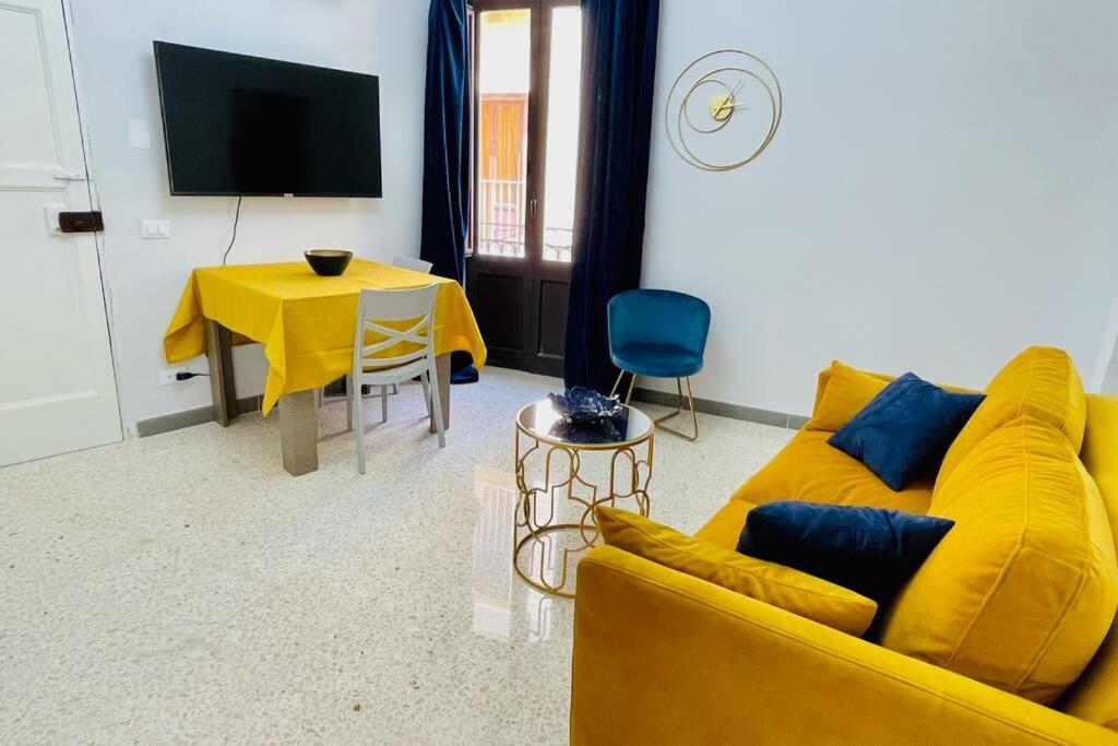 Trapani Centro Storico Apartment, Great Central Location! All New Furniture And Appliances! Eksteriør billede